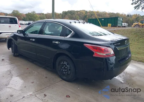 2013 Nissan Altima 3.5 S z USA, uszkodzony, nr VIN 1N4BL3AP1DC163182